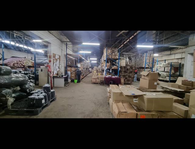 2,122M² WAREHOUSE TO LET IN CONGELLA